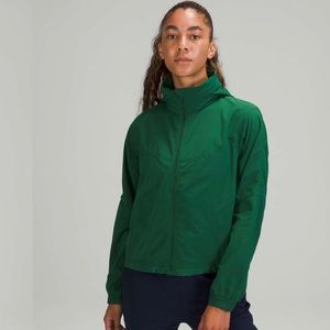 LULULEMON lightweight hooded Jacket